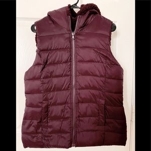NWT New York & Company Puffer Vest w/Sherpa